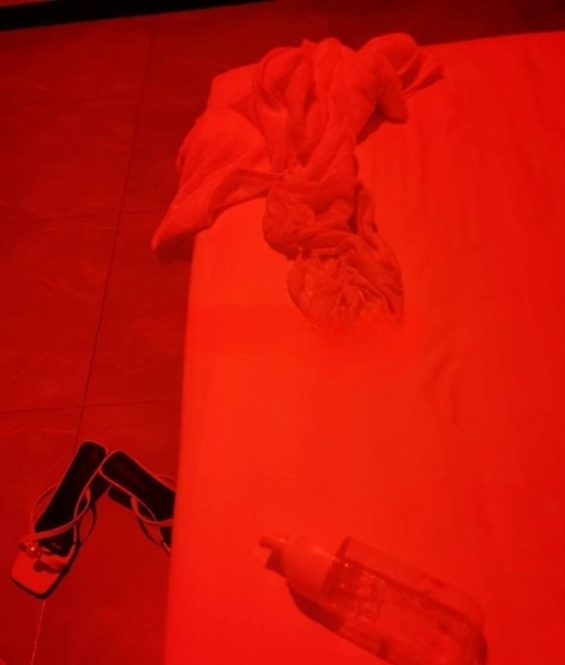 龙西路283号超市对面小巷子帝